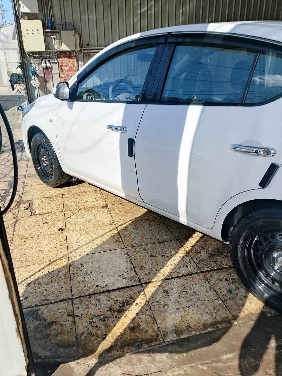 السلام عليكم
نيسان سني هندي للبيع موديل ٢٤ ماشيه ٥٣ الف حقيقي مكفوله من الصبغ بيهه بارد قليل بالجاملغ الخلفي جوه البلاجكتور جاهزه وكامله رقم أربيل تريد وكاله تريد تحويل السياره بأسم كردي السعر ١٢٣ ورقه وبيهه مجال للشراي ***********
