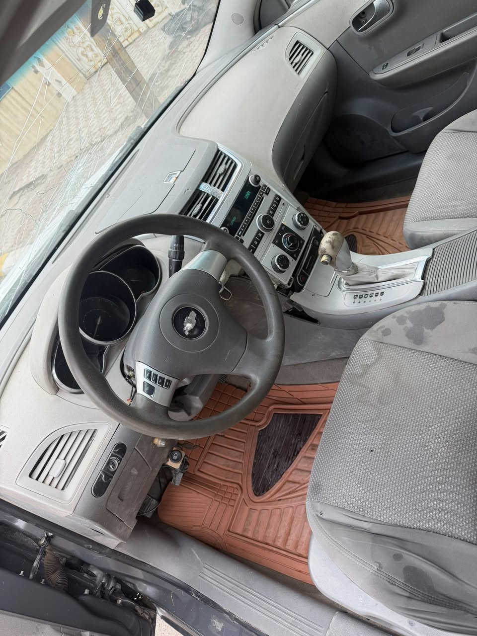 ماليبو 2008 رقم انبار صدامي سنويه كارتونيه ماندل صاحبها اكفلها دوله وعشائر وسرقه السياره بدون نقص كير ومحرك وصدر وتخم تاير مكفولات السياره مجهزها كامل بس توديها للصباغ ترشها ضفيره كلها جديده السعر 35 وبيها مجال للشراي مكان السياره صلاح الدين تكريت ***********
