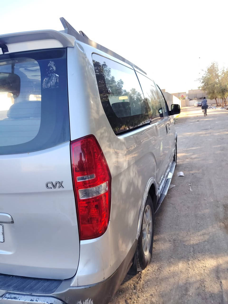 السلام عليكم مرخصت صاحب الكروب

سيارة أستاركس مسكر أصل موديل 2008 مكفوله كفاله عامه سيارة كامله تبريد شغال خير من الله تخم تاير جديد حداديه جديده السياره بأسمي مداور ثاني يوم رقم بابل الرقم أنكليزي

رقم الهاتف: ***********
