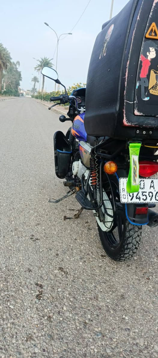 سلام عليكم دراجه بوكسر مرقم سنوه تحويل ثاني يوم دراجه موديل 20 نضافه ميه بل ميه محرك مكفول كير مكفول عنواني بغداد سلمان باك المدائن رقم الهاتف ‏‪***********‬‏ سعر 2300 بيه مجال
