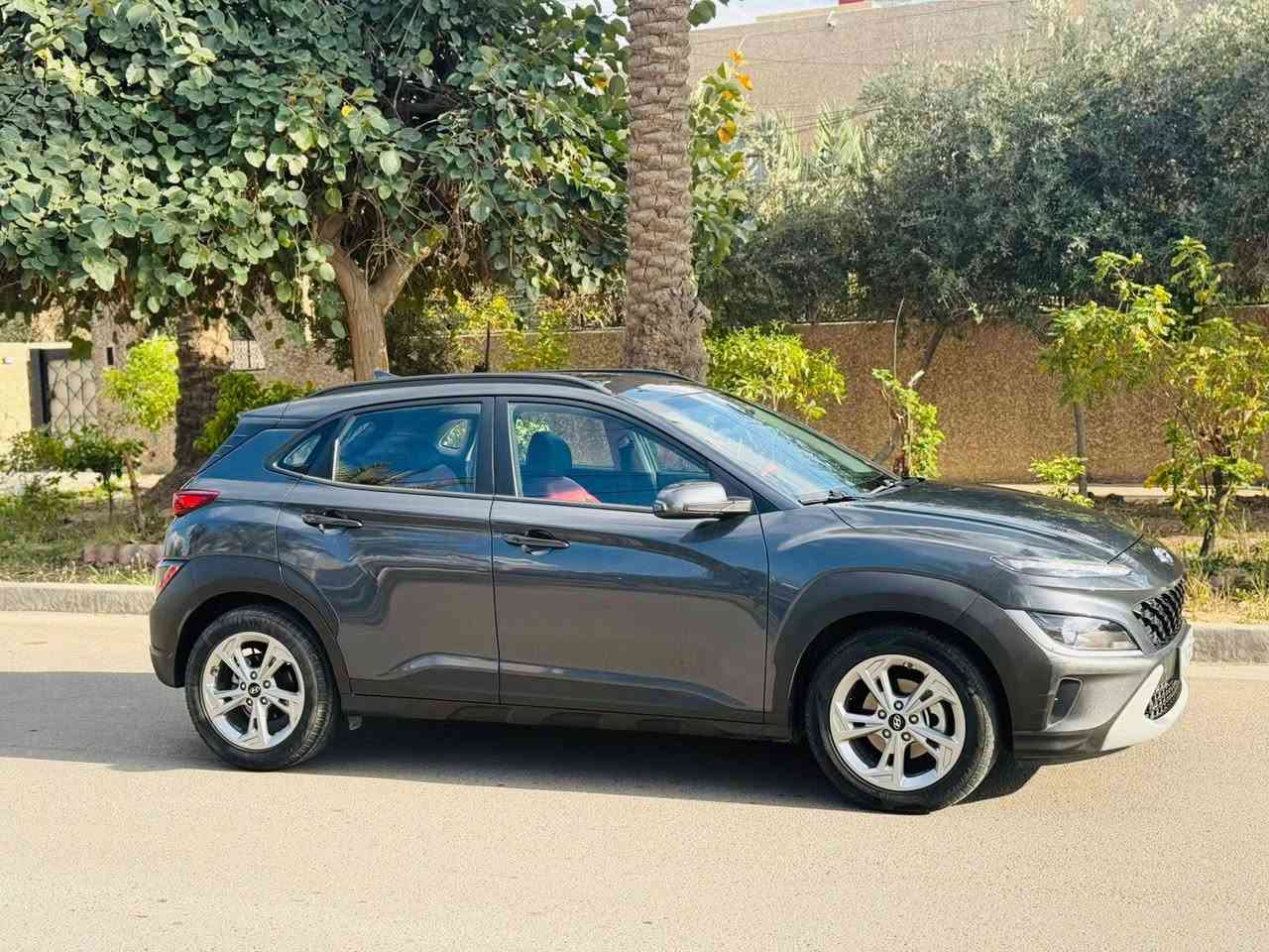 السلام عليكم
كونا 2023 وارد خليجي 

محرك 2000 دوش 

كير AT 

بصمه تشغيل وابواب 

شاشه كبيره 

كامره دواره 

تبريد لمس شاشه 

كشنات جاد 

جاهزه بدون اي نقص 

صفحة السايق صبغ اثر شخط 
بدون حادث بدون دواخل بدون تبديل 
بدون ايرباك بجم كبس 

السعر 145 

***********
