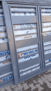 سلام عليكم بيبان تسكام شكل واحد مكاني شارع حنون قرب مطعم ابو جلال اخوكم مرتضة الطرفي  *********** نجف
