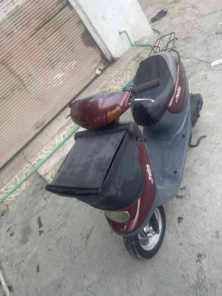 ماطور مكينه شاصي كله نضيف. صوت اكسن مابي اخرس. السعر ٣٨٠بي مجال للشراي. ***********
