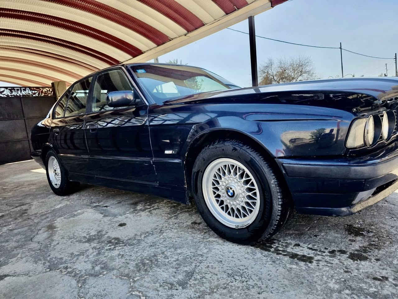 سلام عليكم بيئام موديل 95 سياره كفاله عامه مكينه بصندوك تخم تايرات  جديد فتحه داخل جلد سياره جديده معنه كلمه معايزه برغي رقم بغداد انكليزي مكان السياره بابل رقم المبايل ***********
