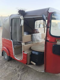 تكتك للبيع18 بس عوزه تجفيت سعر التكتك 3مليون و700. 07747405729