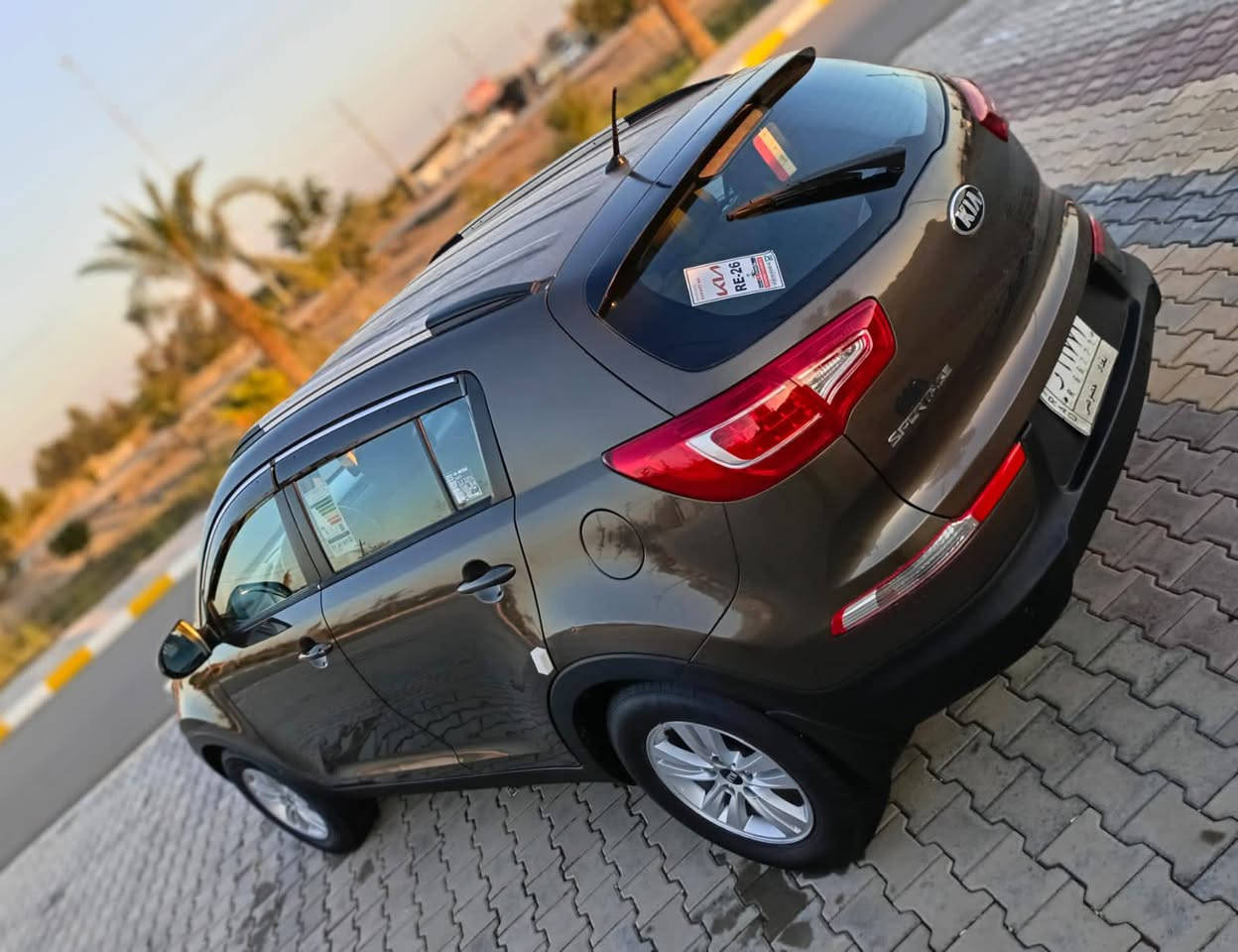 سبورتج خليجي موديل 13 رقم بغداد
محرك 2400 دوش
السياره جاهزة وجديدة جدا 
كير ومحرك مكفولات بدون فتح
مواصفات شاشة تحكمات أنظمة قيادة حساسات أمامية وخلفية 
غرفة السيارة جديده جدآ جدآ 
إخوان السيارة بيها قطعتين كلير وقطعة صبغ والباقي مكفول 
مكان السيارة واسط الكوت 
***********
***********
