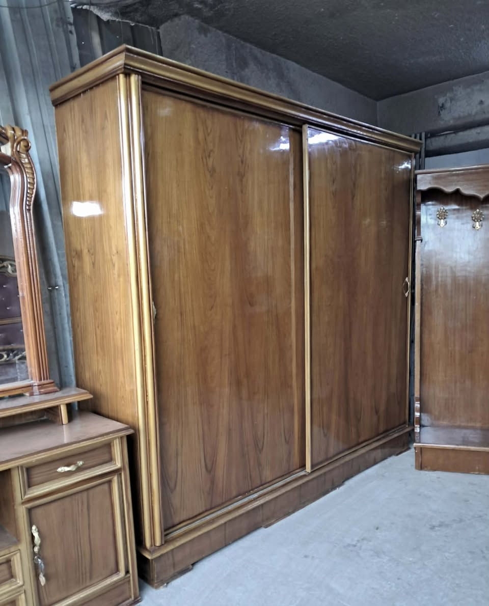 السلام عليكم
غرفة صاج تصميم تركي 
خشب داخل خارج 
السعر 900 وبيها مجال بسيط 
العنوان بغداد البياع


**إذا كنت صاحب هذا الإعلان وتريد حذفه لأي سبب، رجاءا أرسل رسالة إلى الدعم الفني**