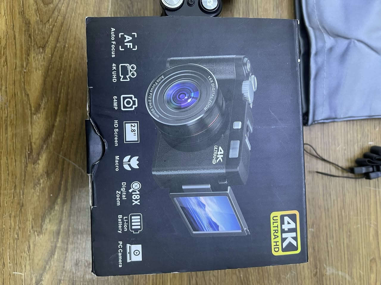 كامره 4k جديده غير مستخدمه ملحقاتها كامله السعر٤٥
للحجز وتساب ***********
