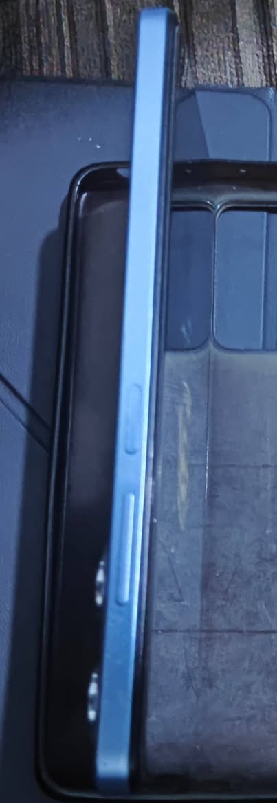 بوكو اكس 5 برو فايف جي
poco x5 pro 5g
الشاشة: 6.67 بوصة
الكاميرا (الرئيسية): 108 ميجا بكسل
الذاكرة العشوائية (الرام):  ا 8GB
الذاكره : 256GB
سعة البطارية: 5000 مللي امبير
المعالج: Snapdragon 778G 5G
الشاشه:120HZ
ببجي: 60 فريم
الجهاز نضيف مال جناي
#السعر: 230 وبي مجال قليل
#مكاني حله نادر الثالثه
متواجد #خاص


**إذا كنت صاحب هذا الإعلان وتريد حذفه لأي سبب، رجاءا أرسل رسالة إلى الدعم الفني**