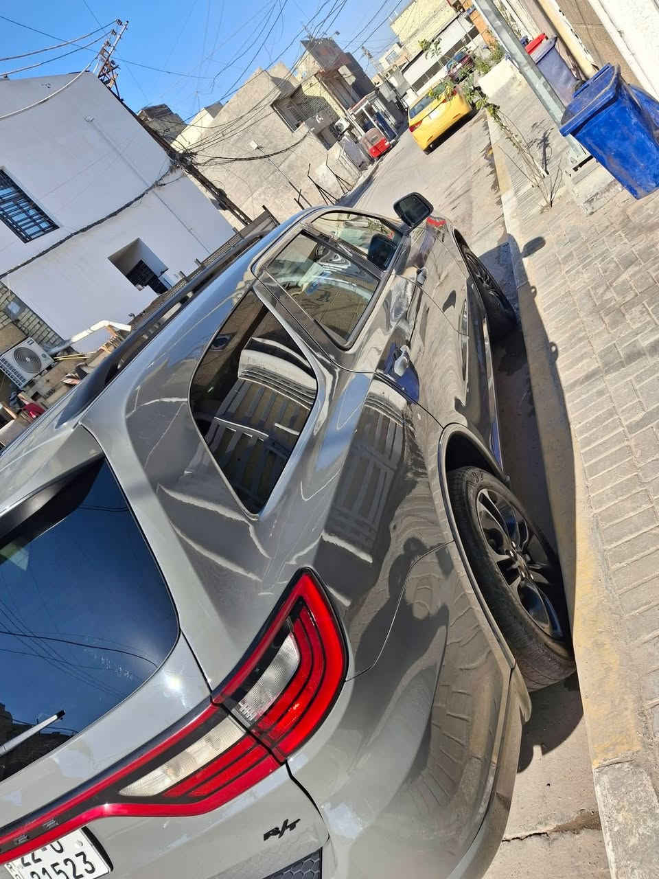 دودج دورنكو (R/T) 2023🩶🔥
📋 رقم أربيل بسمي 

فول الأخير 
🔧 محرك 8 سلندر 5.7 لتر

📏 ممشى 47 ألف قابل للزيادة

🎨 اللون أسمنتي

🛠️ الضرر بنيد وجاملغ مبدل  نفس لون  

💺 كشن السائق ذاكرة

🌈 إنارات محيطية

📷 داشكام مرآة وسطية

📡 رادار جانبي وخلفي

🔊 سستم أكزوز SRT

🎮 أكزوز ريموت

🧵 دشبول شامواه

📡 حساسات خلفية

🛞 ستيرن SRT

❄️ تبريد قطعتين

💺 كراسي جلد وشامواه

⚡ كراسي أمامية كهرباء

🛞 ويل كب SRT حجم 20 إنج مع تخم تاير جديد

💡 لايتات LED بالكامل

🖥️ شاشة تحكم بالإيعازات

🎛️ تحكم ستيرن جهتين

🔑 بصمة أبواب وتشغيل مع تشغيل عن بعد

الرقم الهاتف ***********

المكان شهداء البياع
