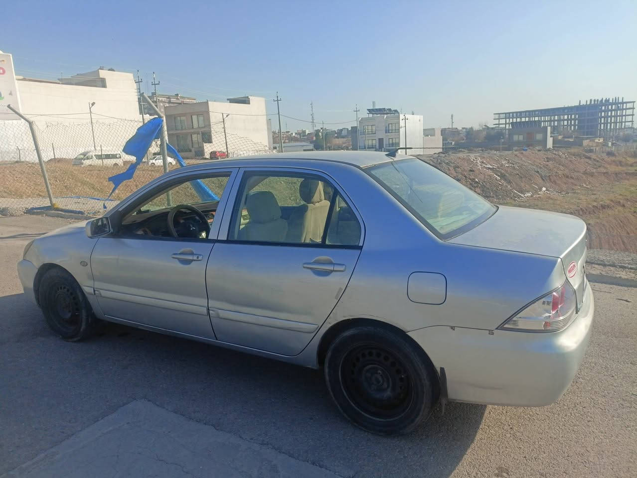 فرۆشتنی خیرا 

سڵاو بەڕیزان  لانسر  بەڵقیس بۆفرۆشتن    مودیل 2008 گیر عادی مەکینە گەورە تەبردید سارد وگەرم  ناو فورمیکا ناو زەرد  چوار پارچەی بۆیاخە بێ ناوگرتن بەشەرتی تەحویل و بڕاوە وغەرامە بەناو کردن ڕەقەم  سلمانیە سنەی لەمانگی 10ی 2025 بەسەرچوە تا مانگی 10ژینگە وڕیگاو بانی دراوە  سەیارە زۆر باشە بۆئەم وەعزە بەنزین ناخوات     لەسلمانیم داوا ی 56وەرەقە لی ئەکەم موعاملە  تکایە موشتریت نیت نەسەری خۆت بیشەنیە نەسەر ی منیش شتک موعاملەی تیایە    هەرکس حەزی لی بوو تیڵ بکات بۆم لەخزمەتیام

#سلمانیە #ڕانیە #قەڵادزێ ***********
