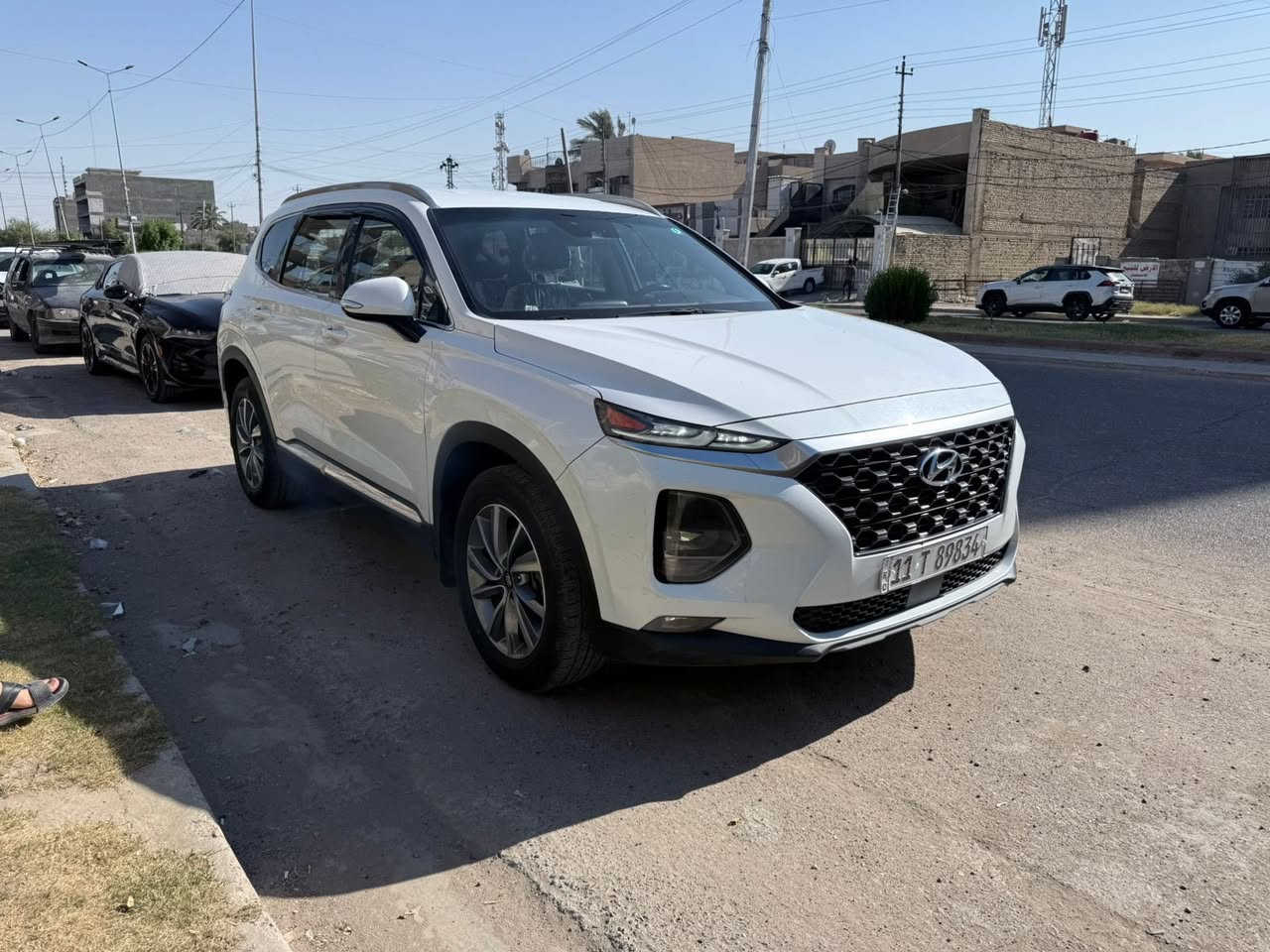 سنتافيا 2019 شكل 2021
السيارة ماشية 73.000
سيارة وارد امريكي الضرر مالتهة قبغ جنطة وجاملغ الباقي كفالة
محرك 2400 
السيارة نص فول 
مواصفات رادار امامي خلفي
كشن كهرباء 
كشنات تدفئة فقط وستيرن كذالك
تبريد قطعتين
بصمة السيارة
رقم بغداد نكليزي
العنوان:بغداد - حي الخضراء
 السعر /175 ورقة وبيهة مجال بسيط
للتواصل-

***********
