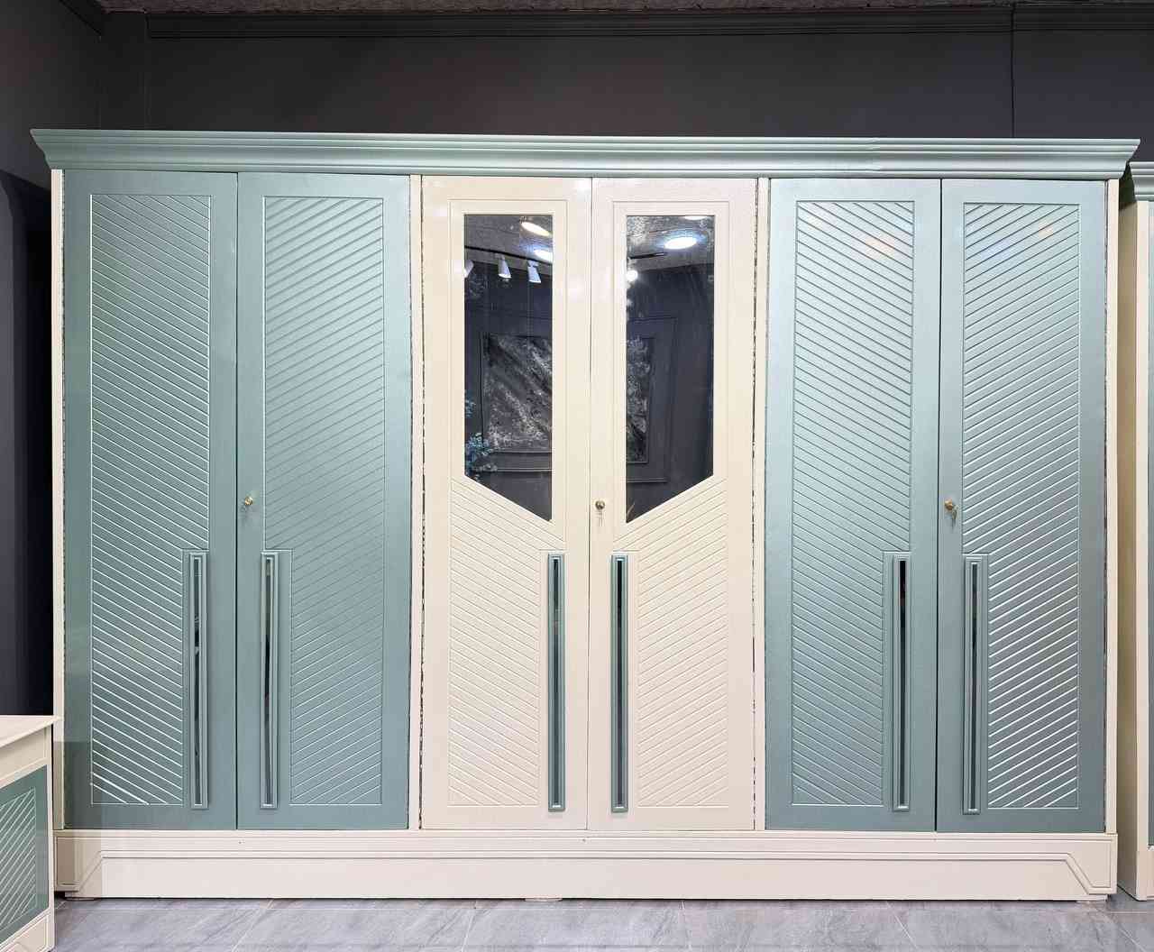 غرف نوم عراقي من درجه الاقتصادية الخارج 5 ملم ام دي اف وداخل 3 ملم معاكس ابيض 

السعر مليون و 150 توصيل وشد مجاني يوجد توصيل لجميع محافضات العراق 
ملاحضه الغرفه جديده


**إذا كنت صاحب هذا الإعلان وتريد حذفه لأي سبب، رجاءا أرسل رسالة إلى الدعم الفني**