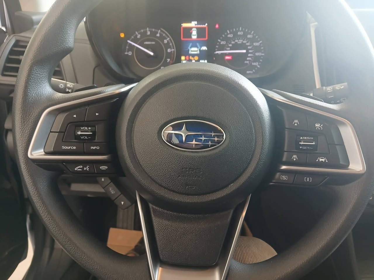 سوبارو معوقين  باقي على تنزيل بيانات رقم ذي قار  ابيع وكاله عامه من المعوق بسم المشتري سياره حلوه حادثها جاملغ الخلفي فقط يعني بجم صاحي سياره ترايك ٢٠٠  إرباك برده فقط  ماشيه ٤٢ الف  للاتصال ***********
