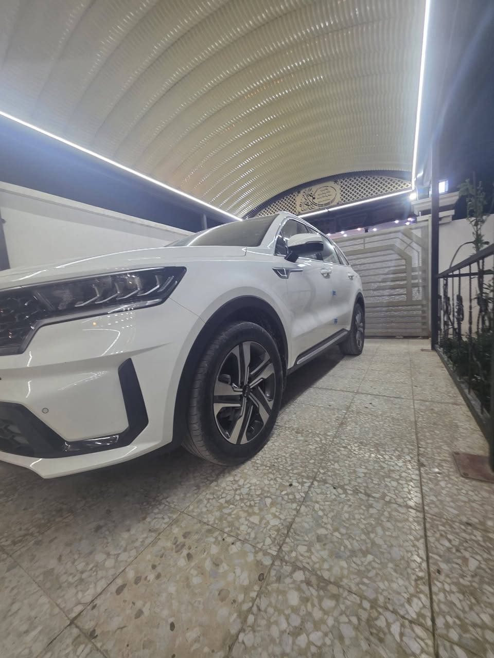 السلام عليكم سورنتو موديل 22 كفاله عامه موضح كلشي بالصور مكلف بالنشر *********** العنون بغداد الدوره
