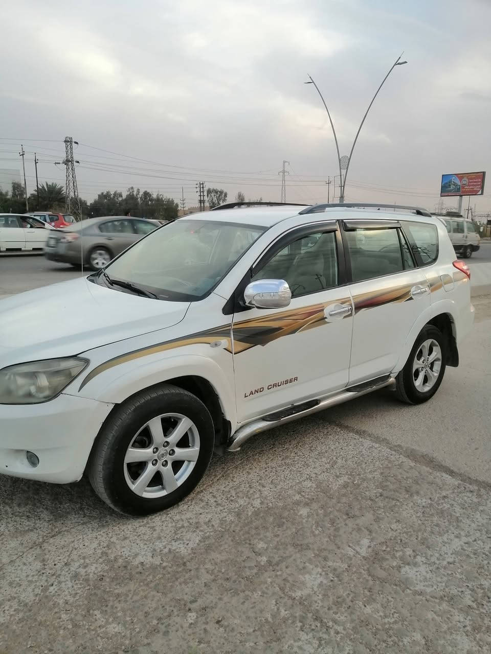 راف فور 2008 رقم بغداد مصبوغة حزام ضررها جامرلغ خلفي محرك كير كهربائيات خير من الله محرك 4سلندر للاتصال *********** مكان السيارة ديالى بعقوبة
