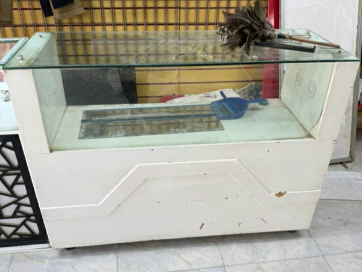 فاترينات عدد ثنين..المزغرفة العرض مترين ونص الطول ١١٠..الثانية عرض مترين..طول ١١٠..مكاني بغداد


**إذا كنت صاحب هذا الإعلان وتريد حذفه لأي سبب، رجاءا أرسل رسالة إلى الدعم الفني**