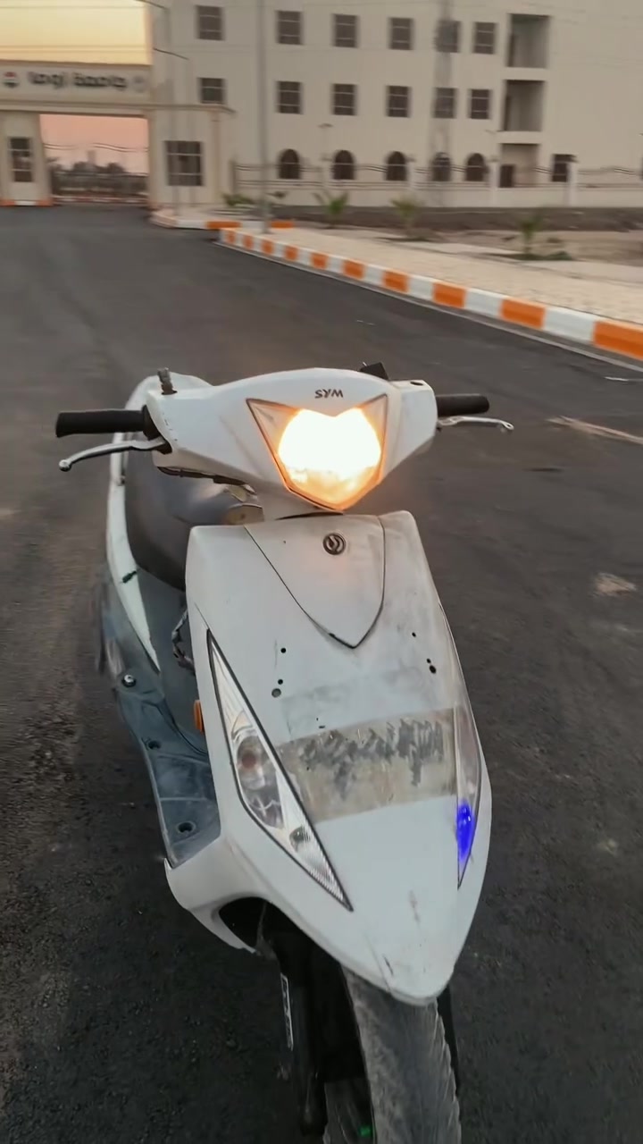 سلام عليكم درجه كامكو سيام درجه مامفتوحه 400 رقمي ***********
