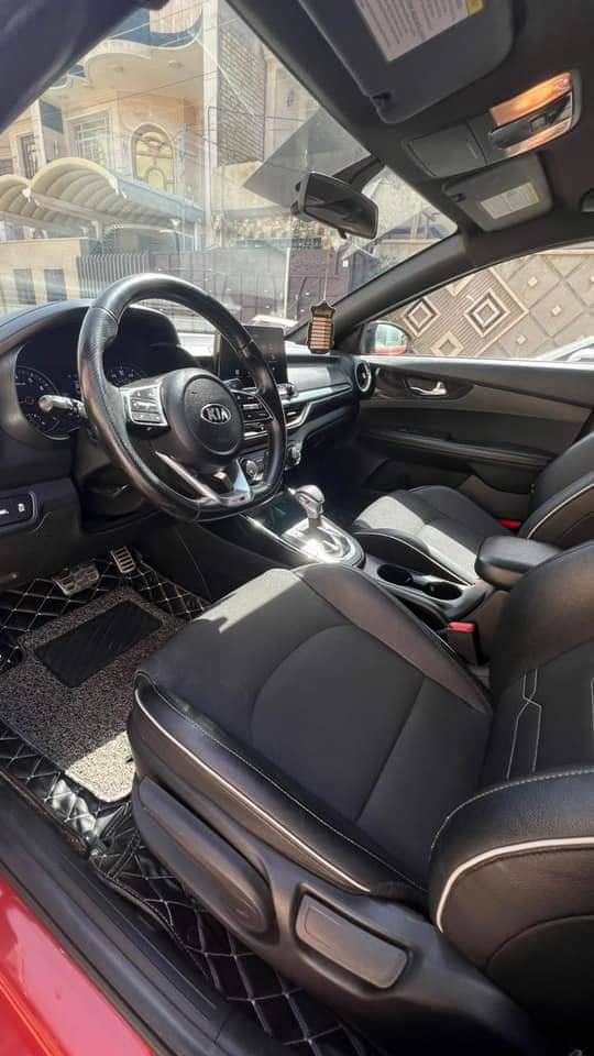 🚗 كيا فورتي GT-Line 2021، لون مشمشي. 

✅ ماشية فقط 59000 ميل
✅ تحويل الكير من AT⬅️CVT شغل احترافي ونظيف جداً
✅ حادث خلفي بسيط (مصبوغ الرقم والحوض معدل نظيف)
✅ شاشة وسطية كبيرة + كاميرا خلفية + حساسات
✅ نظام Sport + تبريد ثلج ❄️
✅ تايرات جديدة 
✅باتري جديد

💰 السعر: 150000 دولار (قابل للتفاوض)
📍 الموقع: بغداد م. الصدر
📞 للتواصل: ***********
