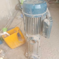 للبيع عوزه بولبرنات ماطور عامودي يطالي السعر 150 07812985482 متواجد بغ...