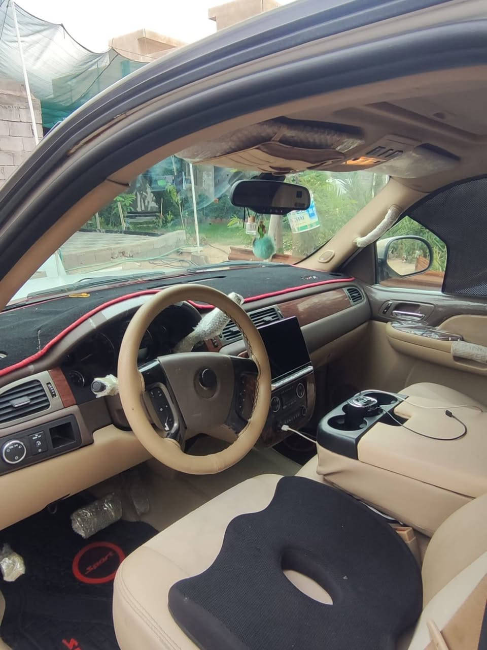 يوكن طويل XL فيئة الملكية SLT. وارد امريكي حادثهة بجم امامي ما واصل للشواصي  ابيض بلاد 2008 بصرا اجرا السيارا حلوا نضيفة 175
*********** البصرة, العراق
