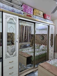 إخوان غرف نوم مستعمل 8 أشهر  8قطع نضيفه وحلوه  الاستفسار 07719123913وت...