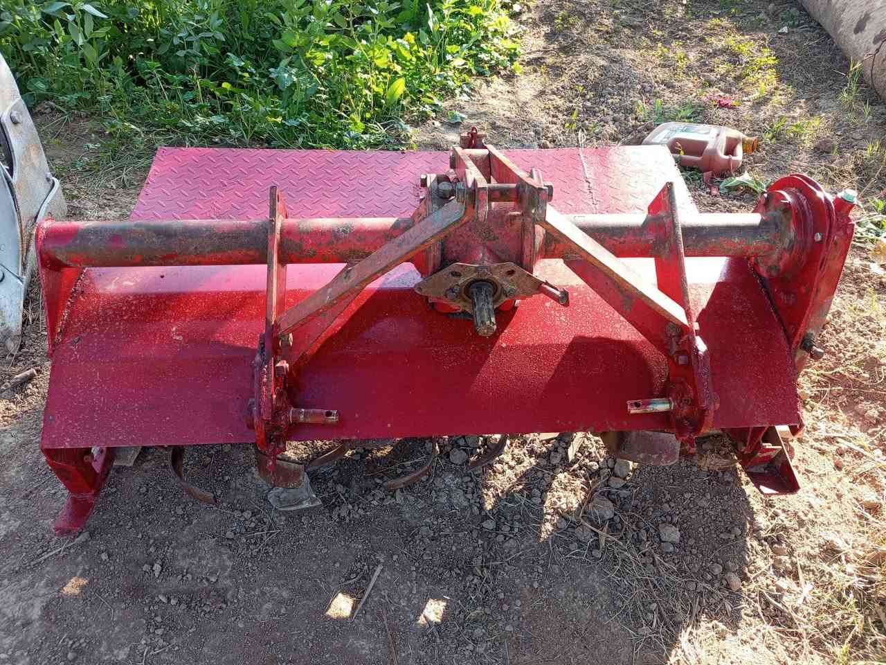 السلام عليكم للبيع رفاسه ينمر حجم 33 مكان بغداد الاتصال على الرقم ***********
