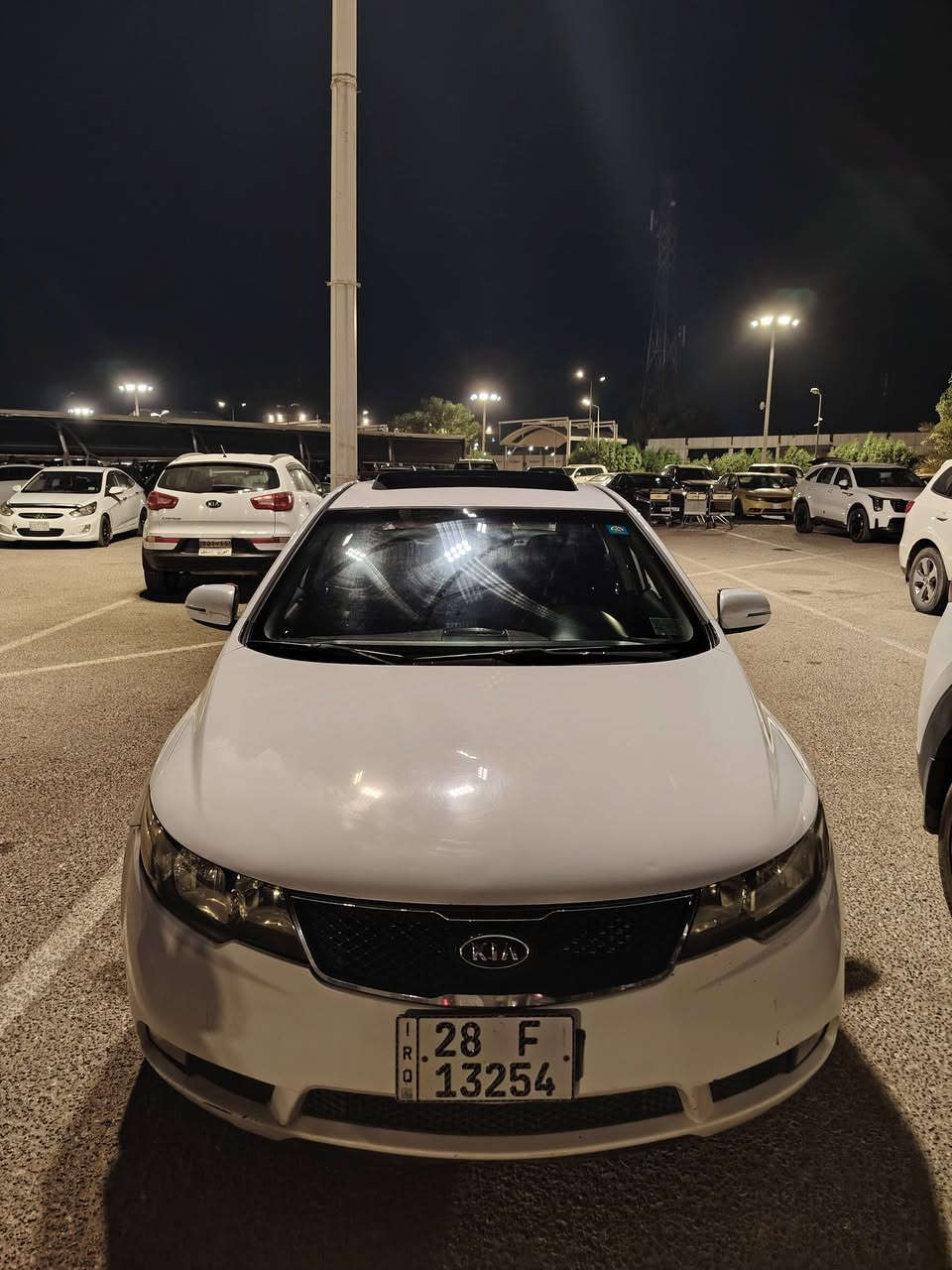 كيا سيراتو 2010 خليجي ابيض فول بصمه جلد فتحه رقم نجف دولي
السياره مكفوله من الظربه والدواخل بيه فط صبغ بخشم  البنيد شبرين كير نكينه لاتنقص ولاتبخير شرط    محرك 1600   تبريد جديد من الفريز للكمبريسر كله منظومه جديده حداديه.   جديده تخم تاير جديد صاله شهرين من شديته   كلشي موضح بصور سياره جاهزه  ***********
مكانها النجف لاشرف

