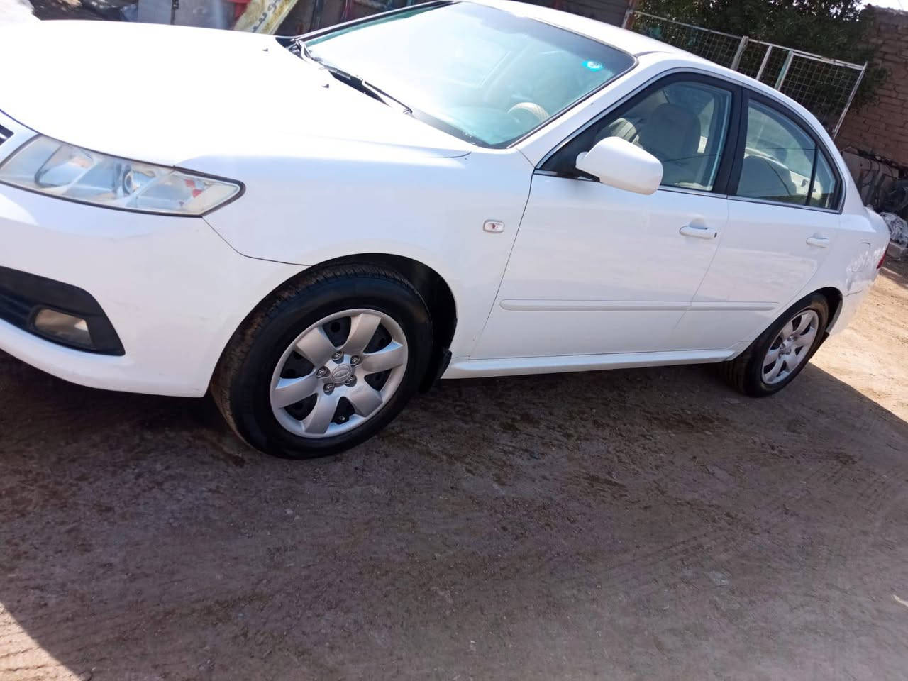 اوبتيما للبيع موديل 2009 خليجي اللون ابيض بيه باب السائق مبدله وبيه شويه صبغ بالتكمه اللي يم السائق والباقي مكفول تخم تاير محرك وكير مكفول باسمي رقم بغداد دولي سنويه لحد 28 سياره جاهزة اريد مداور مباشر وعقد مروري فقط ماسنجر مراسلة
 المكان بابل حلة, بابل


**إذا كنت صاحب هذا الإعلان وتريد حذفه لأي سبب، رجاءا أرسل رسالة إلى الدعم الفني**