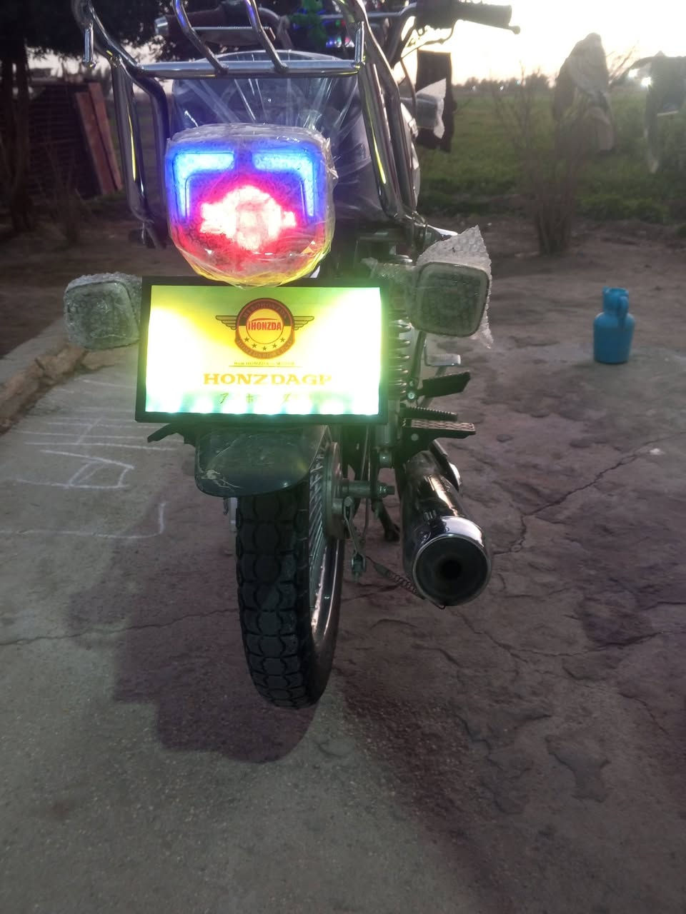 السلام عليكم دراجه للبيع موديل 24 مكاني الحمزه الغربي السعر 60050 وبيها مجال///***********
