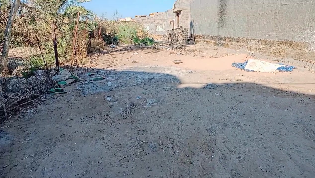 سلام عليكم توجد قطعه ارظ البيع مساحه 230 متر البيع في كربلاء كنطره سلام مجاور مدينت الزارين طابو زراعي سند 25 قرار محكمه متوفر كافت الخدمات سعر 80 مليون وبي مجال الستفسار علا رقم *********** أبو مالك الاسدي
