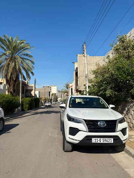 السلام عليكم تويوتا فورتشنر للبيع 2024 رقم بغداد باسمي مكفولة 
ماشية 37 الف 
4 سلندر 2700
فور ويل 4*4 
٧ راكب 
السعر 305 $
بغداد المنصور 
*********** بغداد
