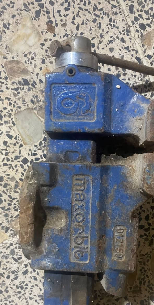 للبيع منكنة  حديد  وليس  رمل  45 الف


**إذا كنت صاحب هذا الإعلان وتريد حذفه لأي سبب، رجاءا أرسل رسالة إلى الدعم الفني**