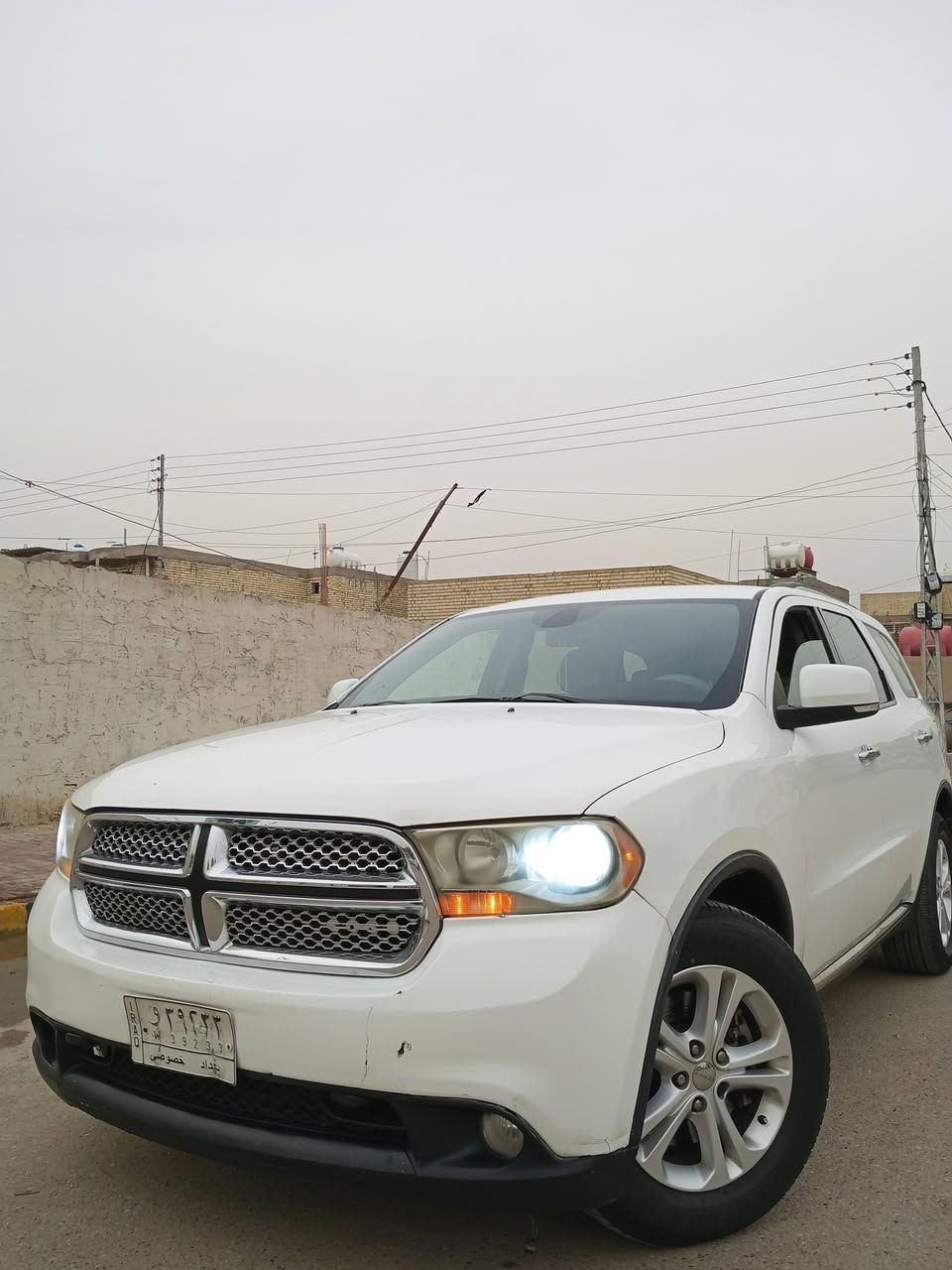 السلام عليكم بيع او مراوس
دوج دورنكو 2013 RT مكينه وكير جدد 8 سلندر هيمي حداديتهه جديده السياره فول مواصفات لمتدد عده الفتحه كشنات كهرباء جلد ومساج ملكيه كشن الخلفي منفصل  ماشيه 118 الف السياره جديده بمعنى الكلمه بيهه حادث الجاملغ الامامي جهت السايق وبيهه صبغ بنيد وجاملغ 7 راكب تبريد ثلاث قطع تبريد ثلج تتفئه نار مري كهرباء تحكم ستيرن شاشه جبيره كشنات تتفئه 5 بصمات باب الخلفي كهرباء لايت زنون بلادي  رقم بغداد مشروع وطني شرط التحويل تخم تاير أويل كب جديد فورويل اناره مخفيه بل بطاين مال بوب السياره جديده بمعنى الكلمه واحله من الصور 
السعر اتصل عل رقم أو تجي واتساب 
عنوان السياره بغداد قرب حي اور 
الاستفسار ***********سجاد
