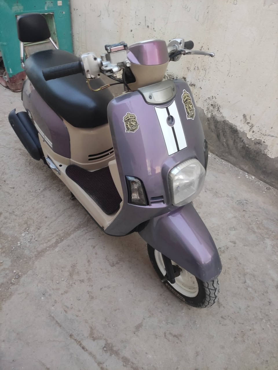 السلام عليكم
للبيع ماكس بوليسي نوزل مكينه مامفتوحه دراجه كلش حلوه


**إذا كنت صاحب هذا الإعلان وتريد حذفه لأي سبب، رجاءا أرسل رسالة إلى الدعم الفني**