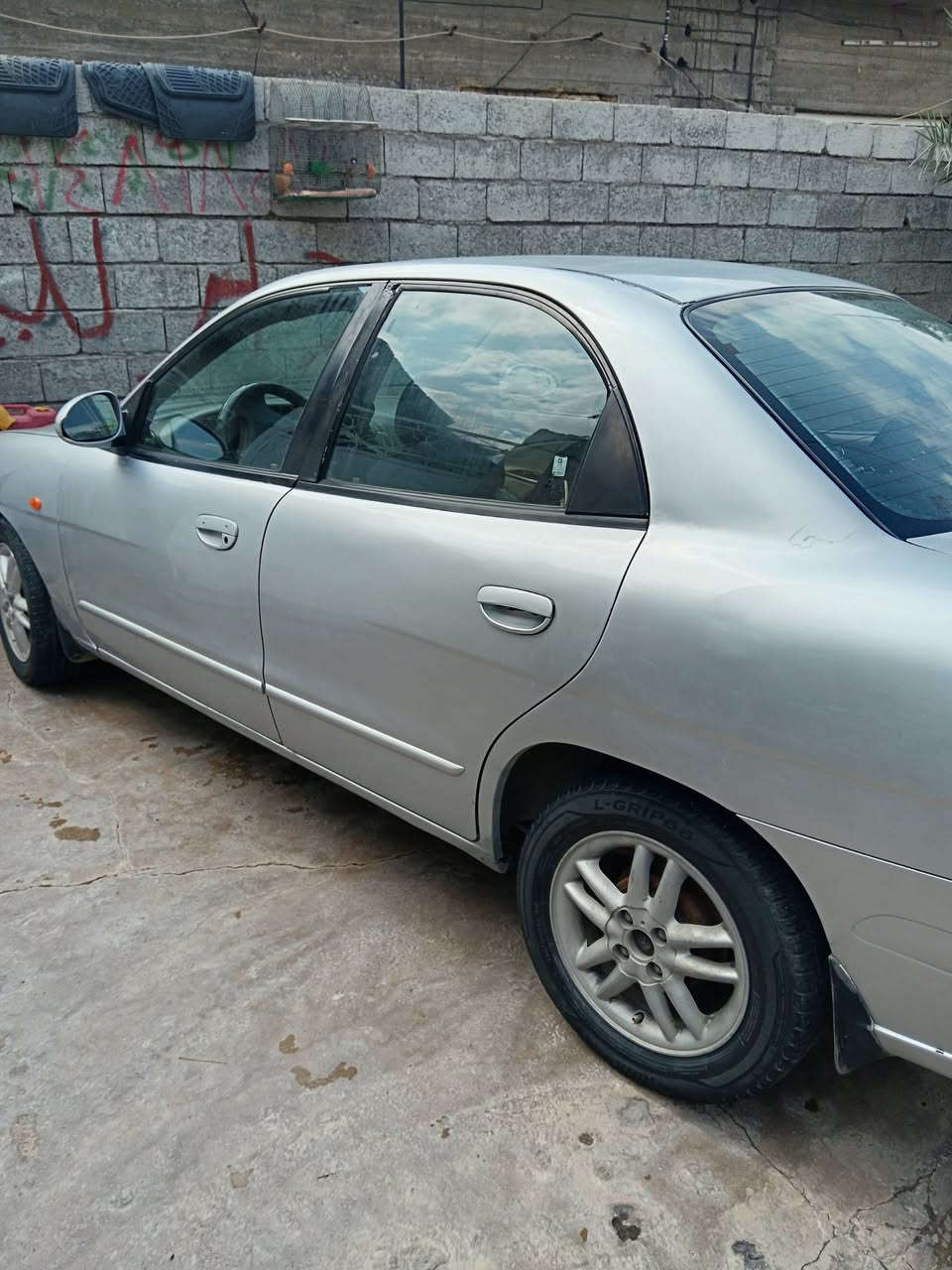 بيع سياره دايو نوبرو موديل ٢٠٠ رقم بغداد مشروع وطني تحويل او وكاله ٣٤ ورقه موجود ديالي خانقين هاي رقمي ***********
