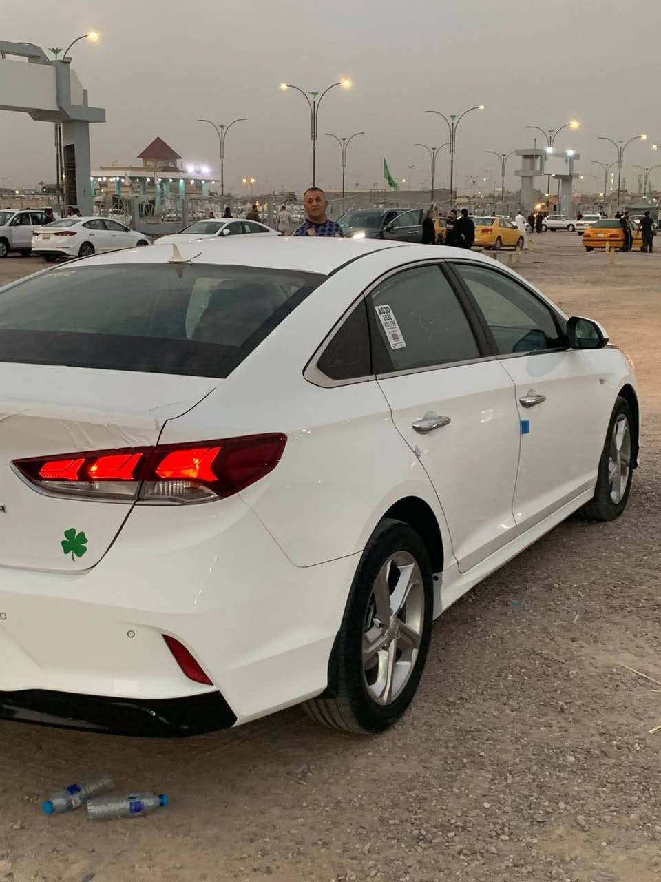 سلام عليكم سوناته 2020 وراد كوري بيه جاملق الامامي صبغ والباقي كله كافاله عامه سياره نص فول بسم شركه رقم ***********. سعر 165  الي مو شراي لا يتصل
