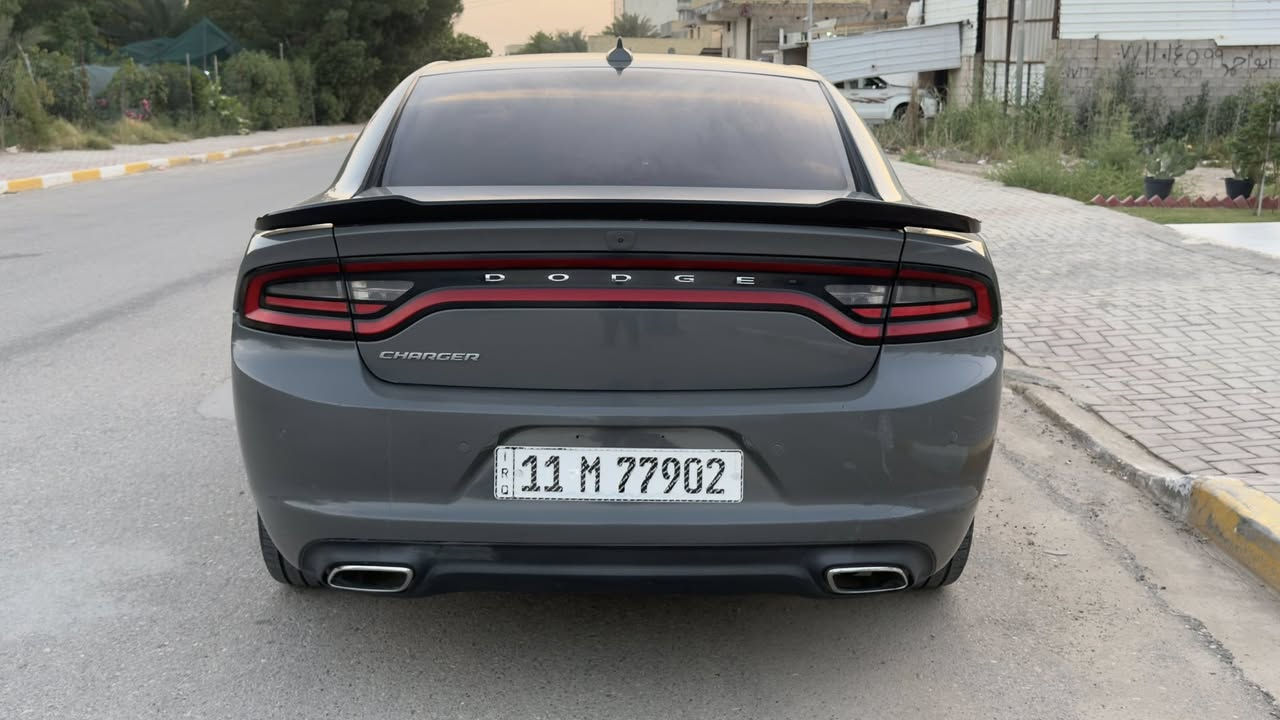 السلام عليكم 

عيد اضحى مُبارك 

تشارجر 2023 لاست كول مواصفات SXT مكفوله كفالة عامة 
ماشية 46 الف مايل صور الحادث مرفقة 
العنوان واسط قضاء الصويرة 
***********
