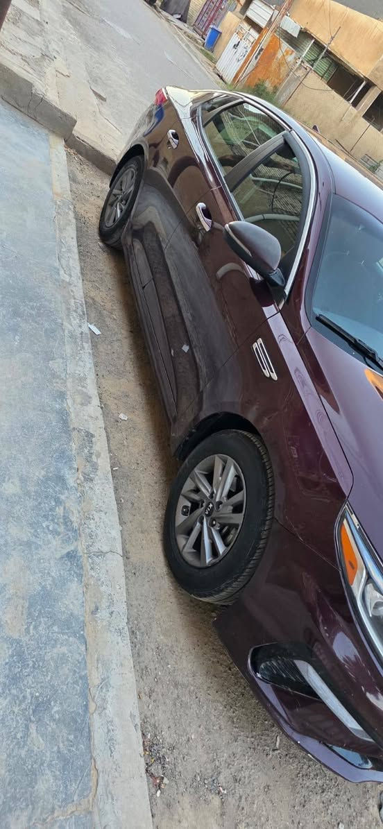 امريكي موديل ٢٠
مبرمجه بانزين عادي

كير ومكينه مكفول

بيها بونيد وبارد بالجاملغ الايمن

وشاصي  

بيها سونار

رقم سليمانيه بأسمي 

مو بأسم شركه السعر 135 مكاني بغداد ***********
