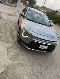 سياره كيا نيرو هايبرد موديل 24 فول للاخير بدون تبديل  فقط شبر بالبنيد ...
