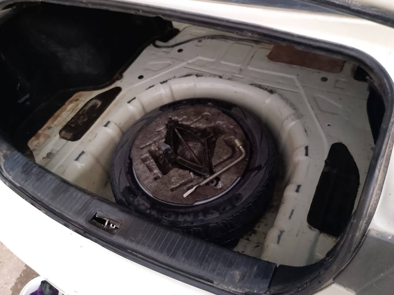 سلام عليكم
كيا اوبتما وارد كوري 
السياره رقم قادسية بأسمي سنويه لغاية ٢٠٣٠ 
محرك ٢٠٠٠
كير ومحرك مكفولات
تبريد خيرمن الله
السياره مكفوله ماعده بنيد مبدل بلادي نفس اللون
مكان السياره بالنجف مامتواجد على الفيس
السعر ١٠٥ وبيه مجال قليل
للاستفسار***********
