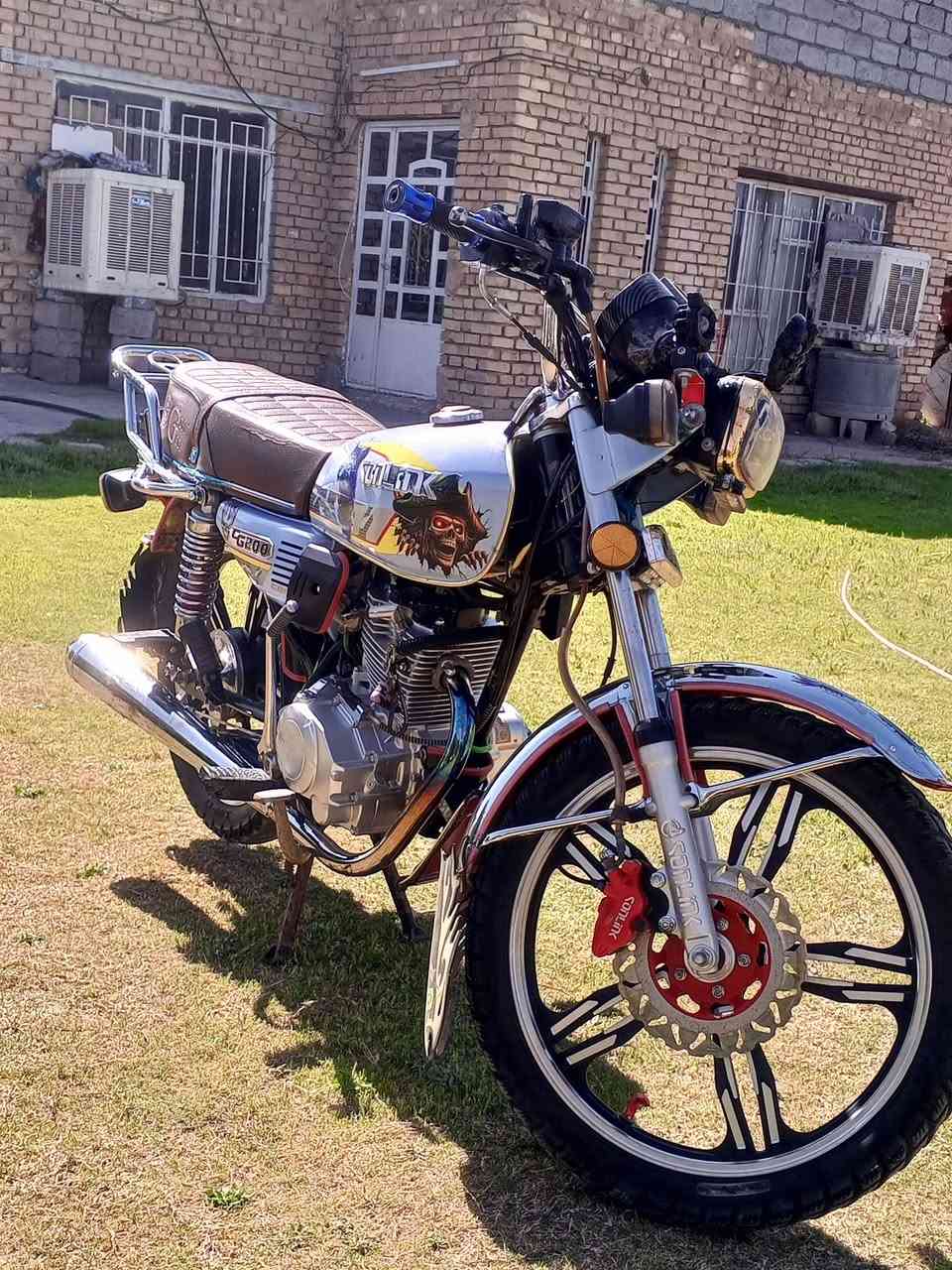 سلام عليكم دراجة ايراني سولنك موديل 2024 برغي ما مفتوح بيها اذا مفتوح ترجعها السعر 700 مكاني بغداد وهذا رقمي ***********
