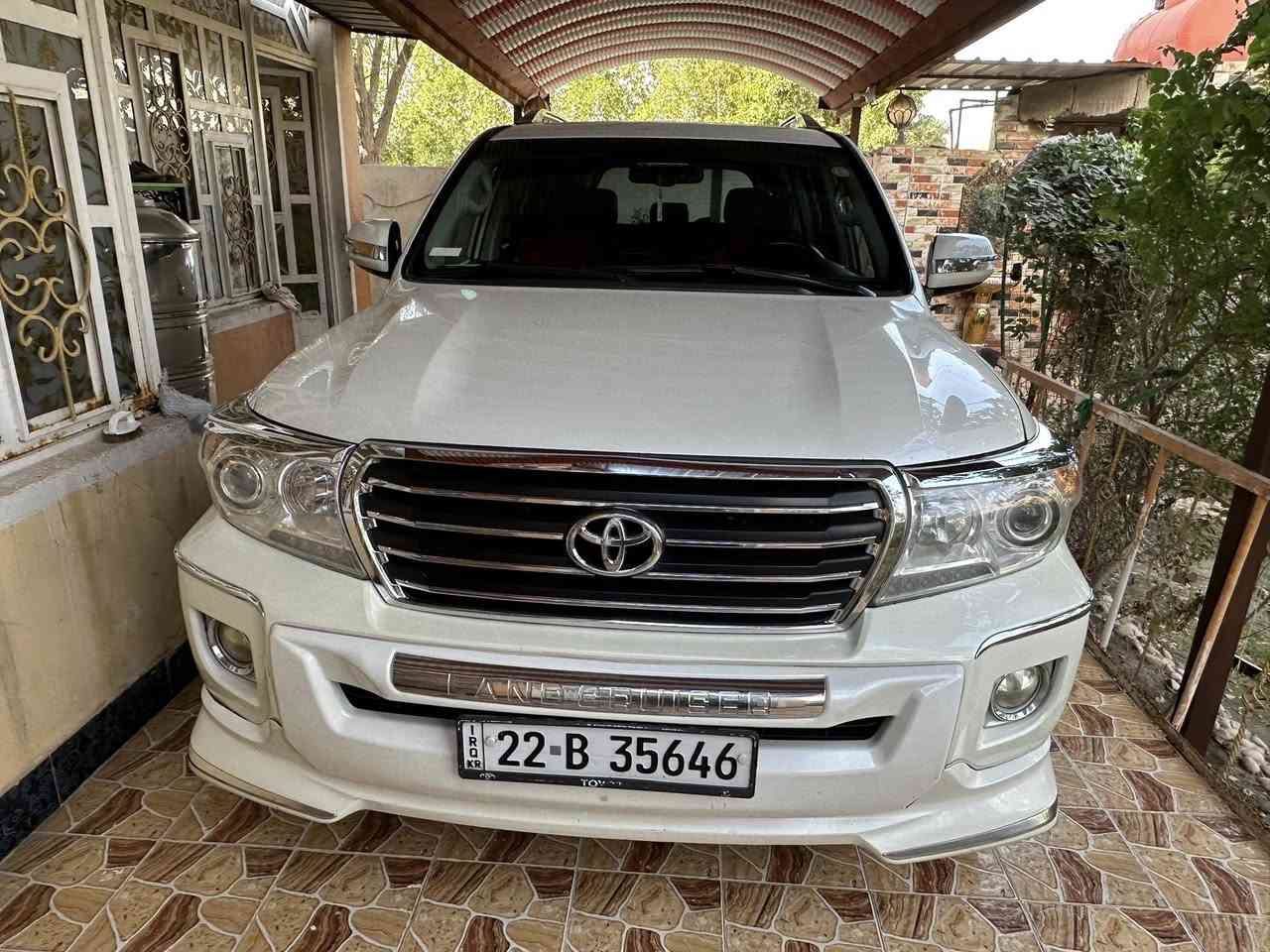 السلام عليكم لاندكروز موديل 2011 ستينه  رقم اربيل الدولي  سياره جاهزه. محرك 6سلندر حجم 4000 كير جيد
     السونار مرفق ويه الصور  السعر 295 وبيها مجال بسيط
***********
