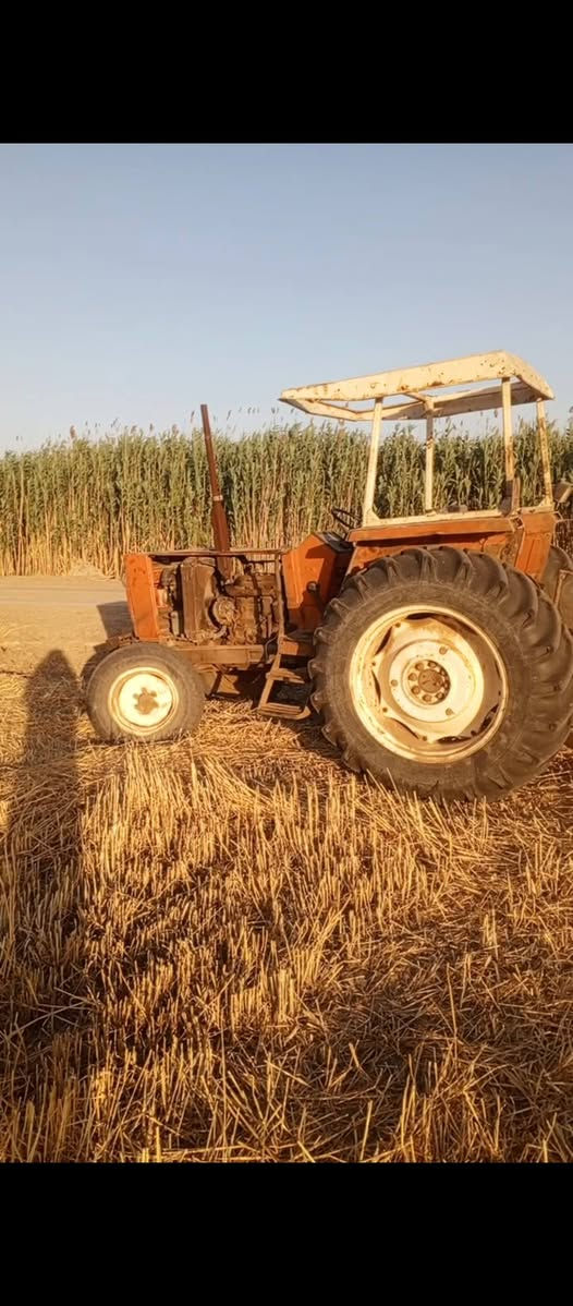 للبيع فيات 780حلوه بناسبه 
مايحتجله كلشي شغاله من كرهبأيات او محرك اكسن ويل هدروليك
لاستفسار اكثر ***********
***********
***********
