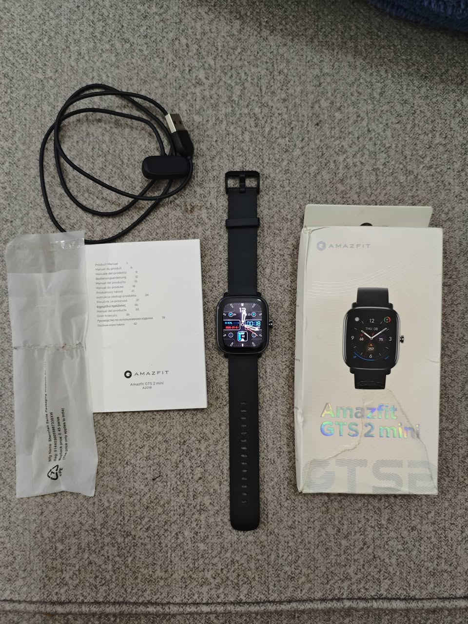 السلام عليكم ورحمة الله وبركاته 
ساعة amazfit gts 2 mini نظافة 💯 شرط جكه ابره مابيها وشحن يطول 12 يوم عندي 
اني فتحتها لوك ومااستخدمتها جدا قليل لان عندي ساعة هواوي 
السعر 35 الف مع التوصيل 
مكاني حلة للتواصل وتساب
***********
