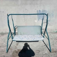 إلى اصحاب الحدائق الزغيره الى أصحاب الكراج المنزلي الزغير  مرجوحه عائل...