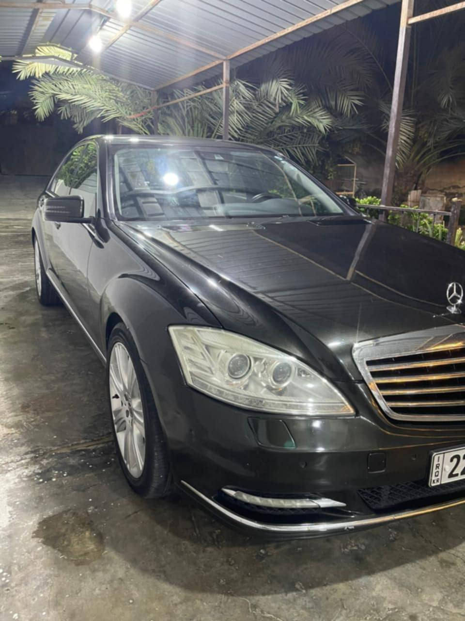 مارسدس 2013 فول مواصفات عدة الفتحة رقم اربيل بأسمي بيهة فقط كلير قطعتين جاملغ  أمامي وباب  والباقي مكفول كير مكينة جكات حدادية مكفول ونضيف السعر 21,000. مكان السيارة بغداد التاجي ***********
