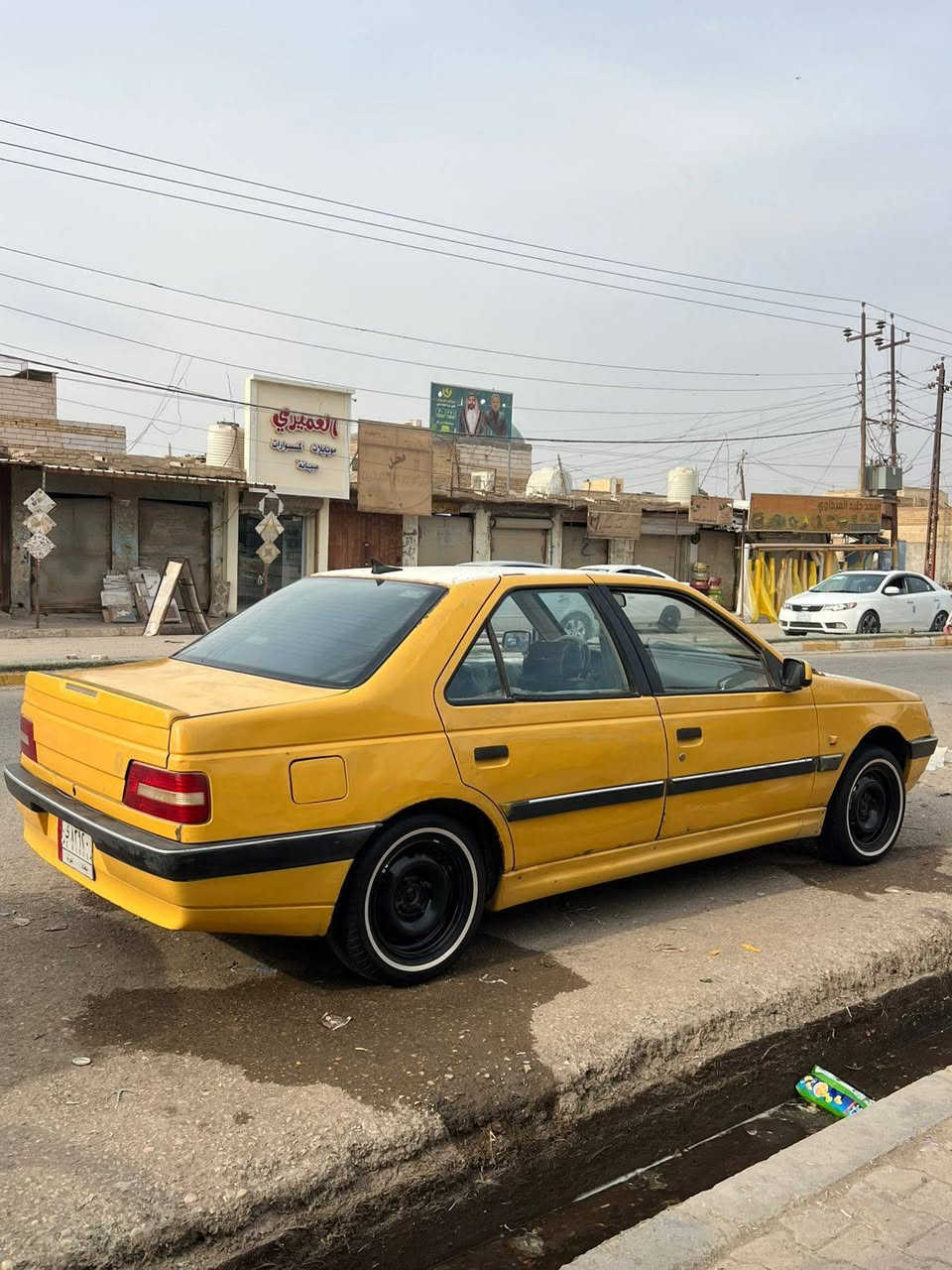 سلام عليكم بيجو 405 كفاله من الصبغ موديل 13 سياره جاهزه حداديه تخم تاير مكينه كير كله جديد بيع مستعجل رقم راعي السياره *********** مكلف بل نشر مكان السياره ناصريه غراف
