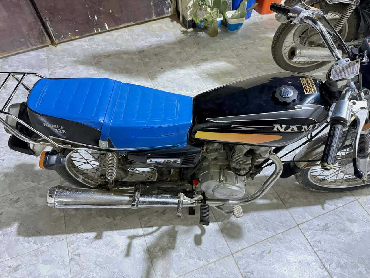 ناما موديل 21
مامفتوحه
اصبع الدهن مهور وتذب دهن
550 وبيه مجال
***********
واتساب واتصال
