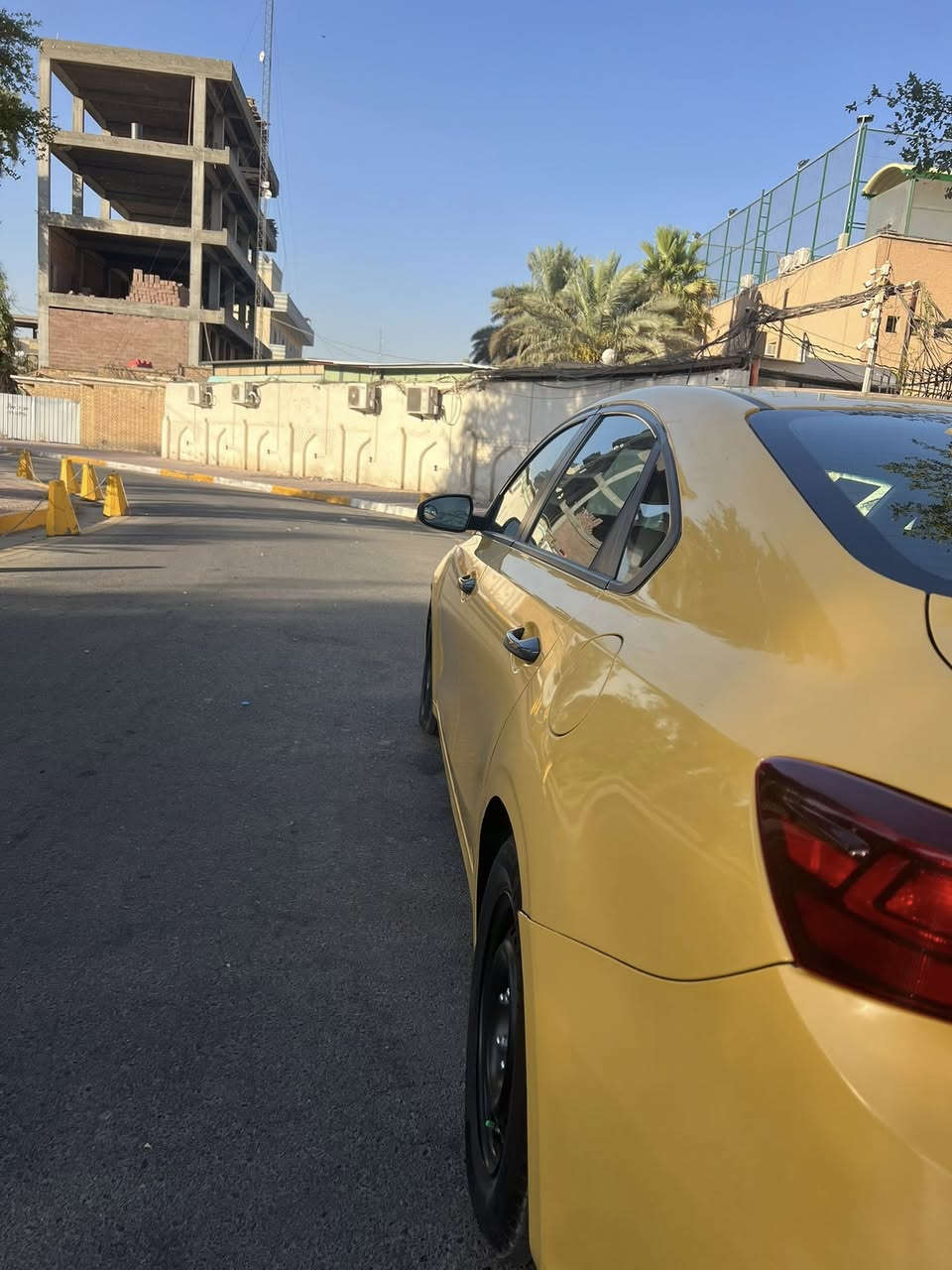 السلام عليكم فورتي 2020 للبيع
السياره ليبل واحد 
ماشيه ١٠٦ ميل 
المواصفات الاعتياديه
حادثه بلصور 
محرك ٢٠٠٠ دوش كير at 
السياره مدوشمه 
السعر ١٤٢ 
السياره باسمي تحويل ثاني يوم 
رقمي ***********
